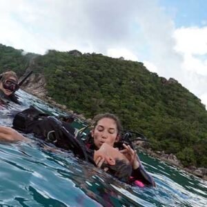 crystaldive.com-rescue-diver-course-divers-on-surface