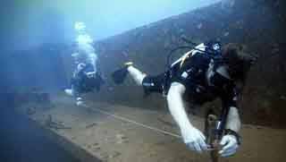 crystaldive.com-package-deal-wreck-dive