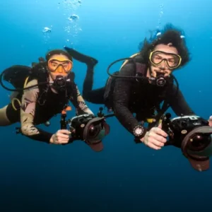 Two divers doing the photo & video course at Crystal Dive on Koh Tao
