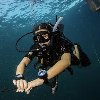 Sidemount CD Oli during IDC
