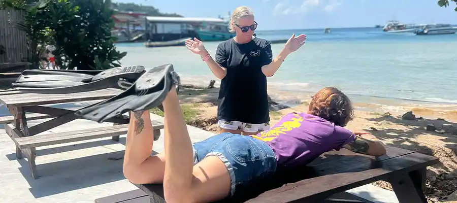 Improving dive skills with a practice on the beach