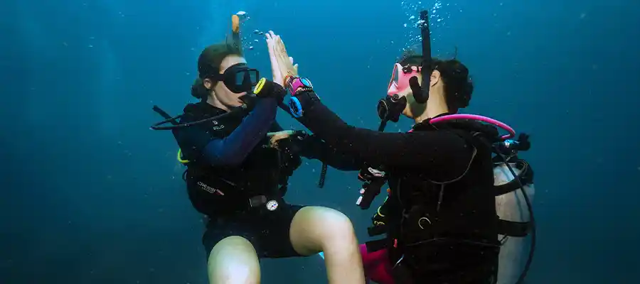 The best instructors at Koh Tao's most trusted dive school