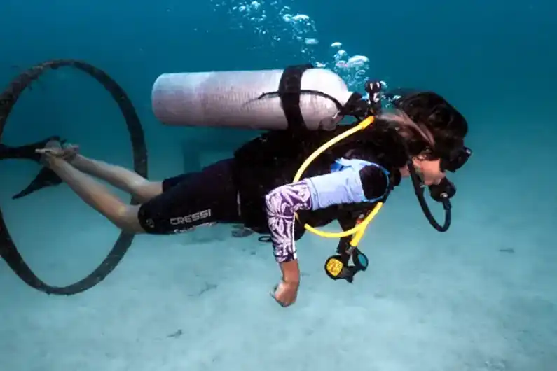 Crystal Dive Advanced Open Water Student Swimming Through Hoop Koh Tao Thailand