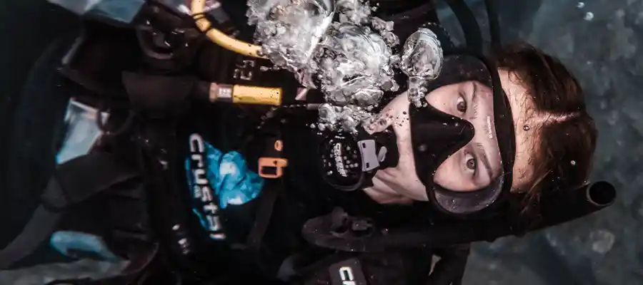 chronicles how to start diving diver Start learning to dive with Crystal Dive